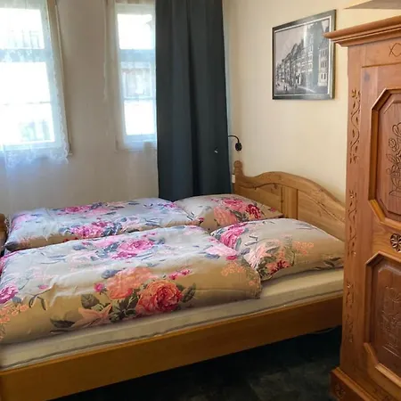 Zur Baumwolle Family بيت ضيافة